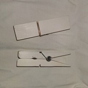 2 - 6.5" Large Clothespins Clip Wall Decor, White,‎ EUC, DIY, Crafts Craft